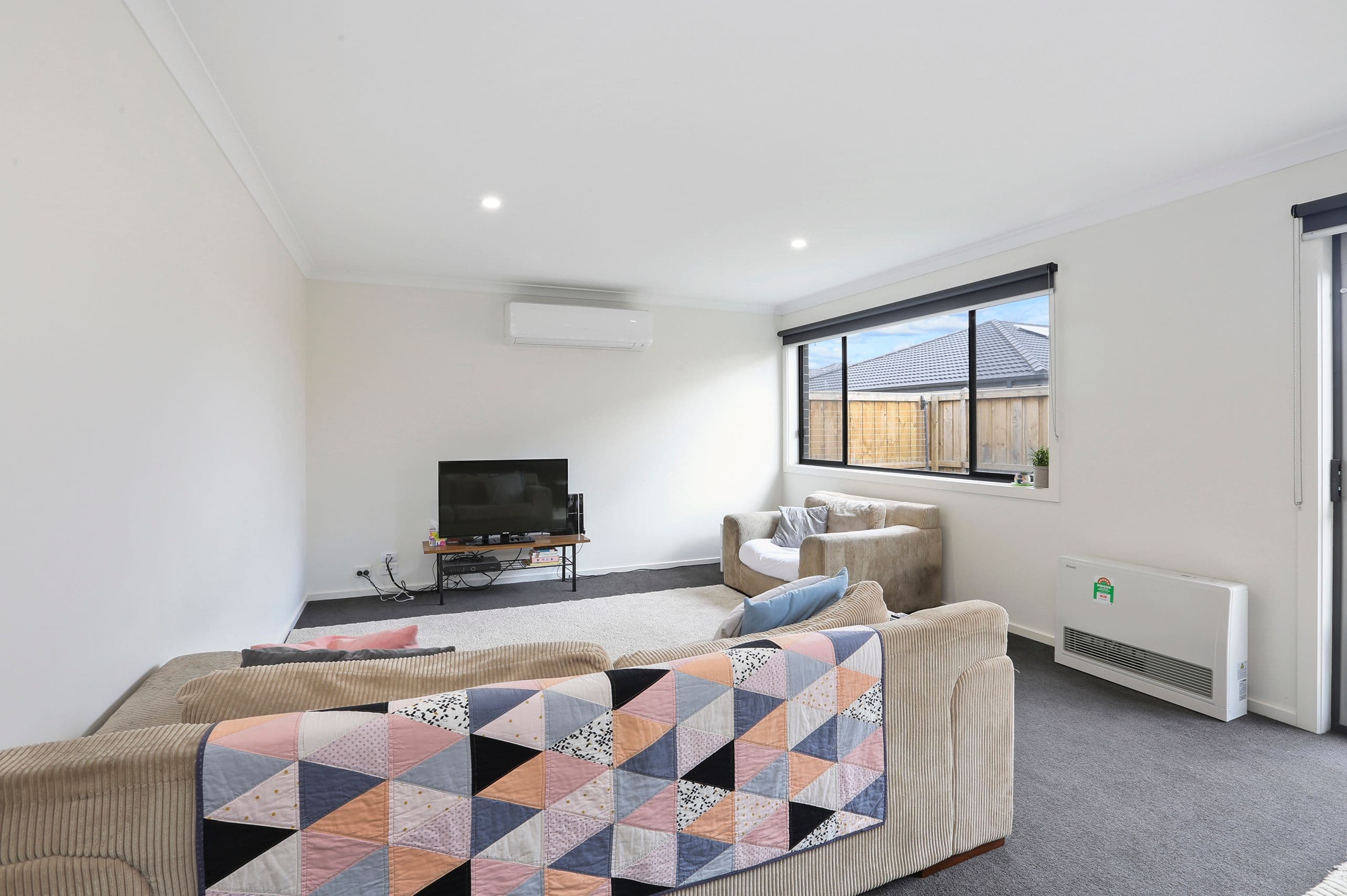 68 Bramley Avenue, CHARLEMONT VIC 3217, Charlemont - Thumbnail 2
