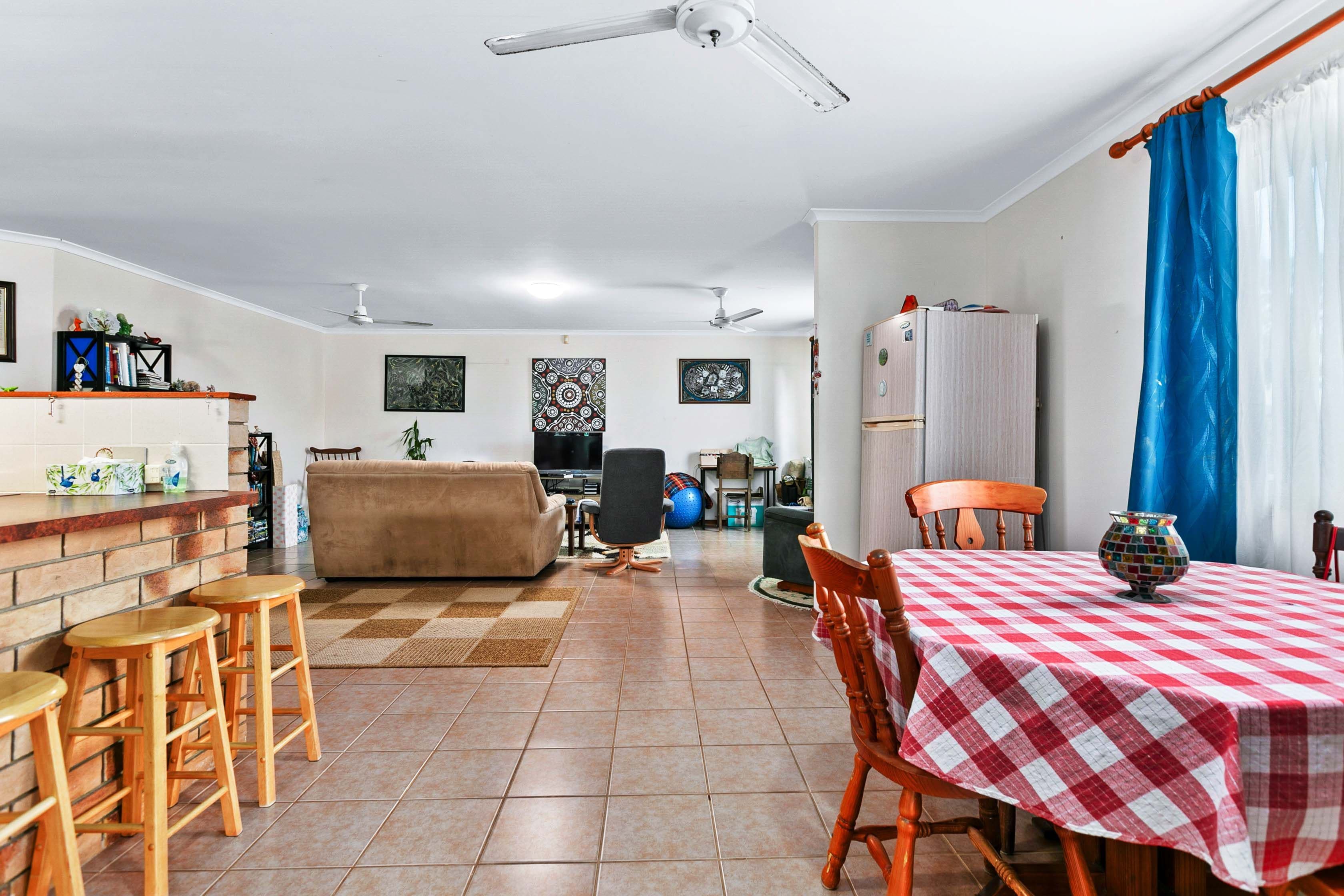 19 Pineapple Avenue, Torquay QLD 4655, Torquay - Thumbnail 3