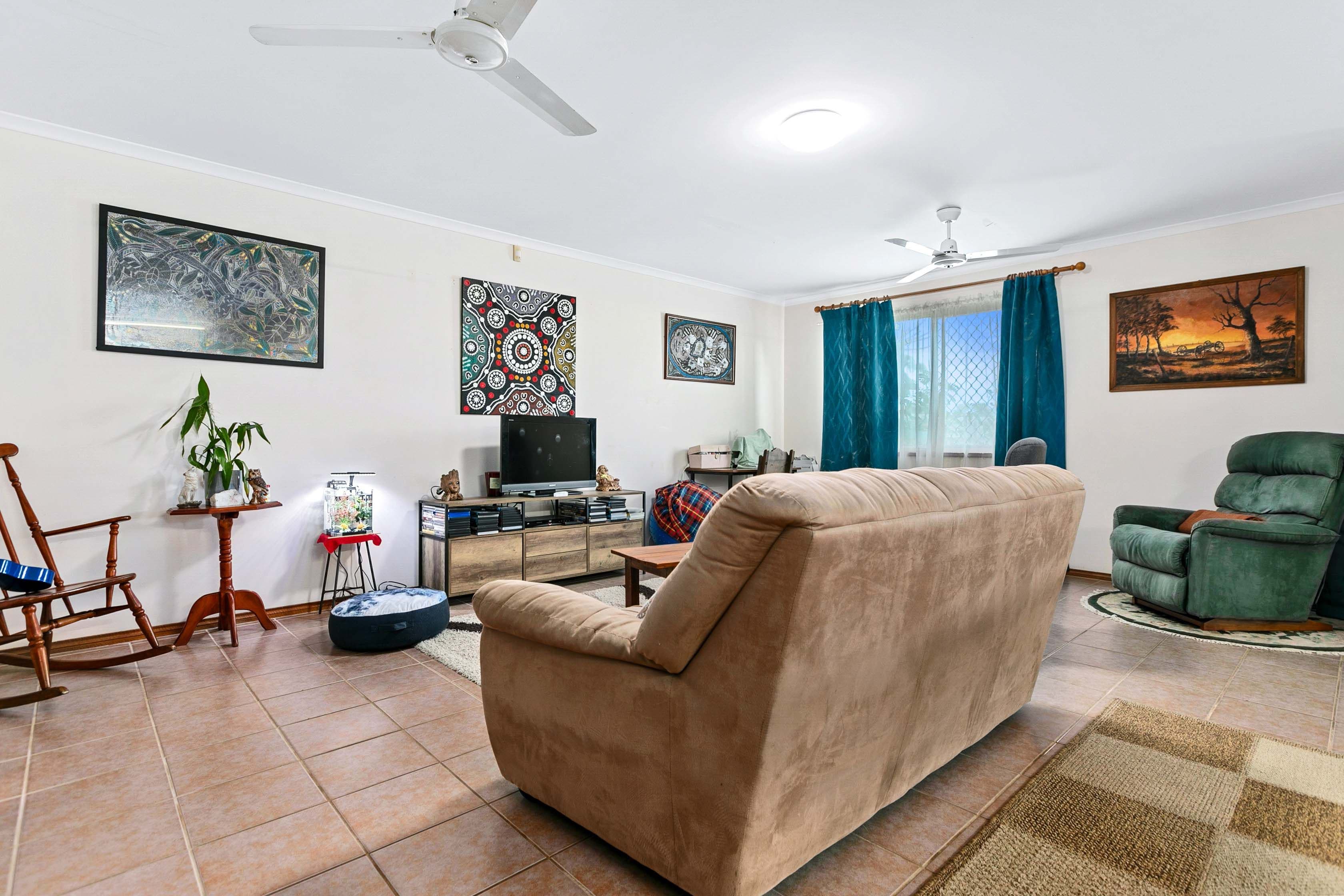 19 Pineapple Avenue, Torquay QLD 4655, Torquay - Thumbnail 5