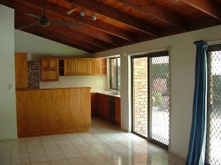 36 Parfrey Road, ROCHEDALE SOUTH QLD 4123, Rochedale South - Thumbnail 5