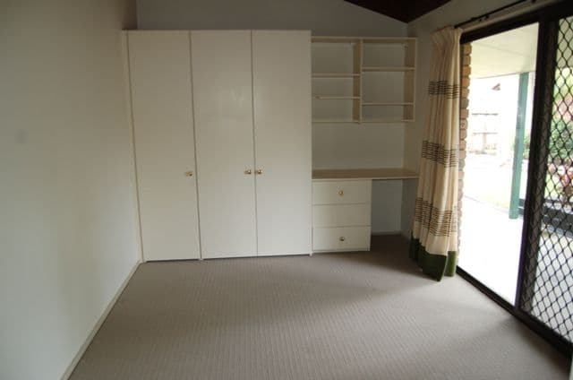 36 Parfrey Road, ROCHEDALE SOUTH QLD 4123, Rochedale South - Thumbnail 7