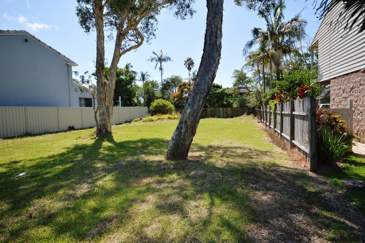 9 Blue Gum Avenue, SANDY BEACH NSW 2456, Sandy Beach - Thumbnail 3