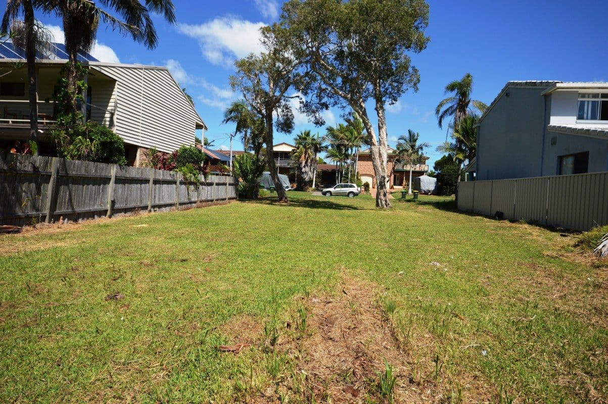 9 Blue Gum Avenue, SANDY BEACH NSW 2456, Sandy Beach - Thumbnail 8