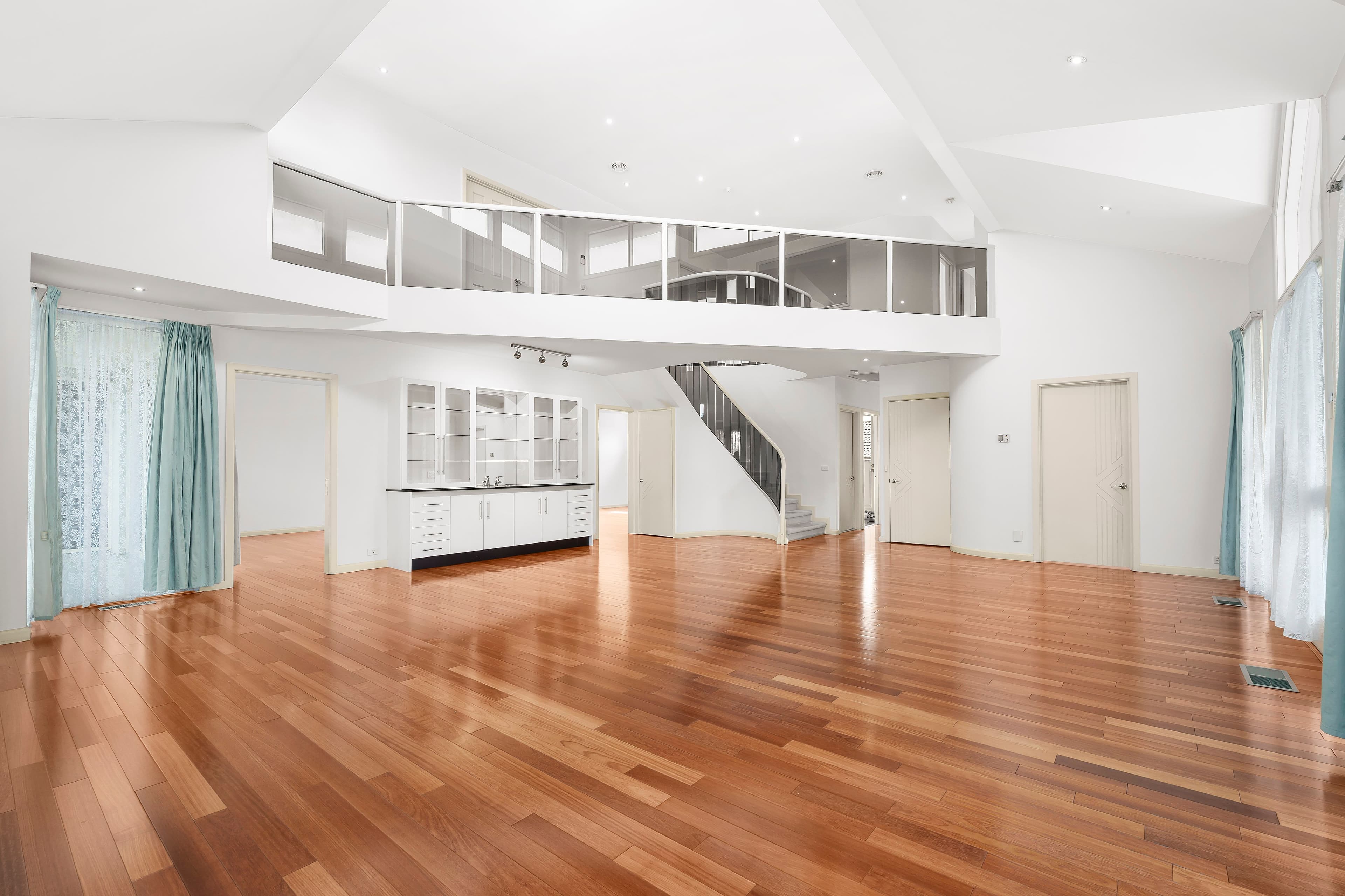 147 Plenty Road, Bundoora VIC 3083, Bundoora - Thumbnail 4