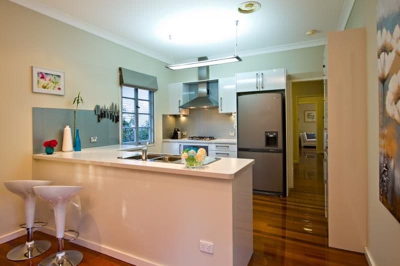 29 Essex Road, INDOOROOPILLY QLD 4068, Indooroopilly - Thumbnail 3