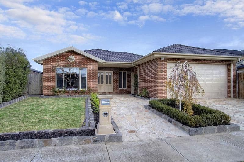 11 Red Oak Terrace, LYNDHURST VIC 3975, Lyndhurst - Image 1