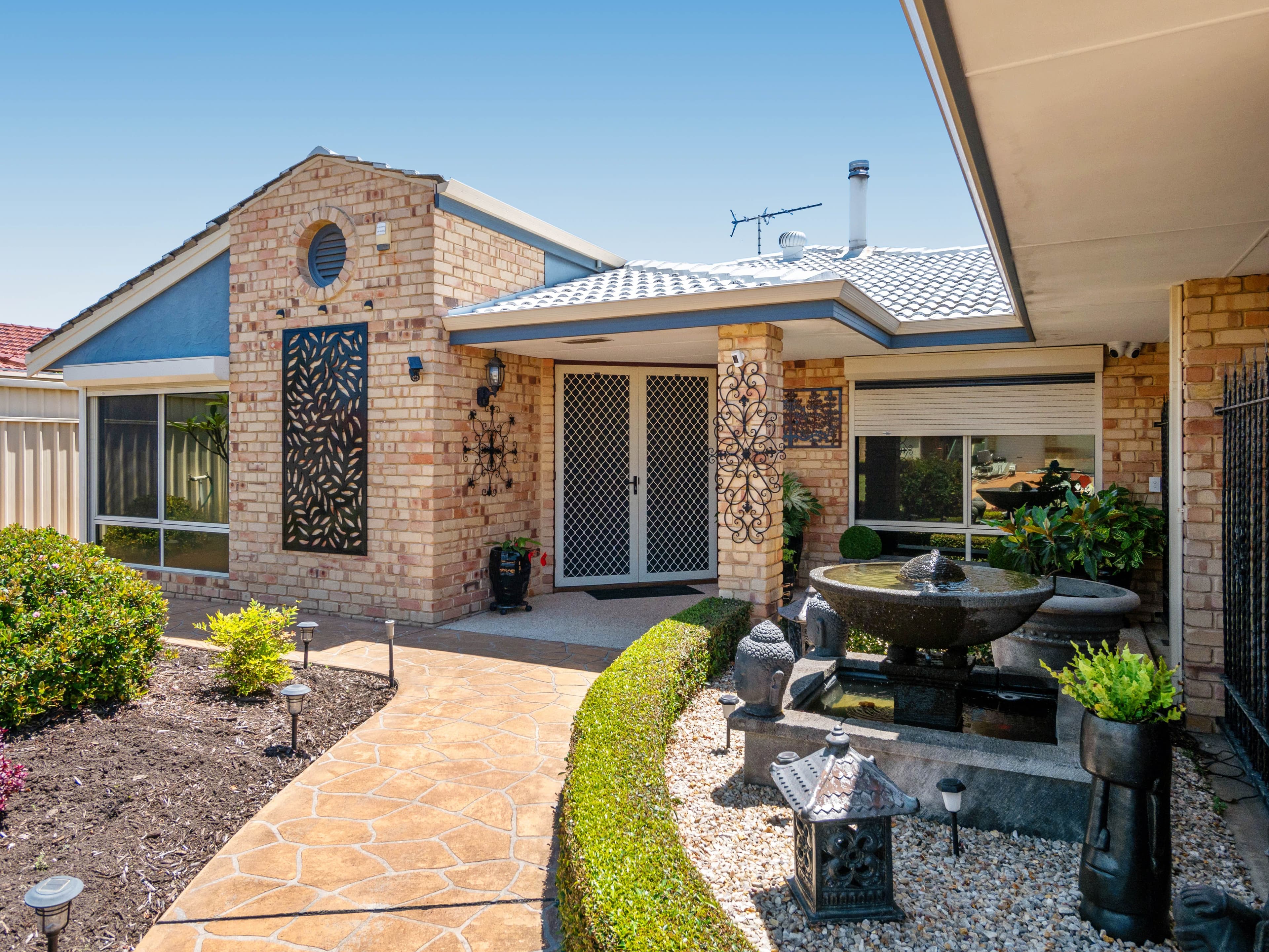 25 Dryandra Way, Thornlie WA 6108, Thornlie - Thumbnail 2