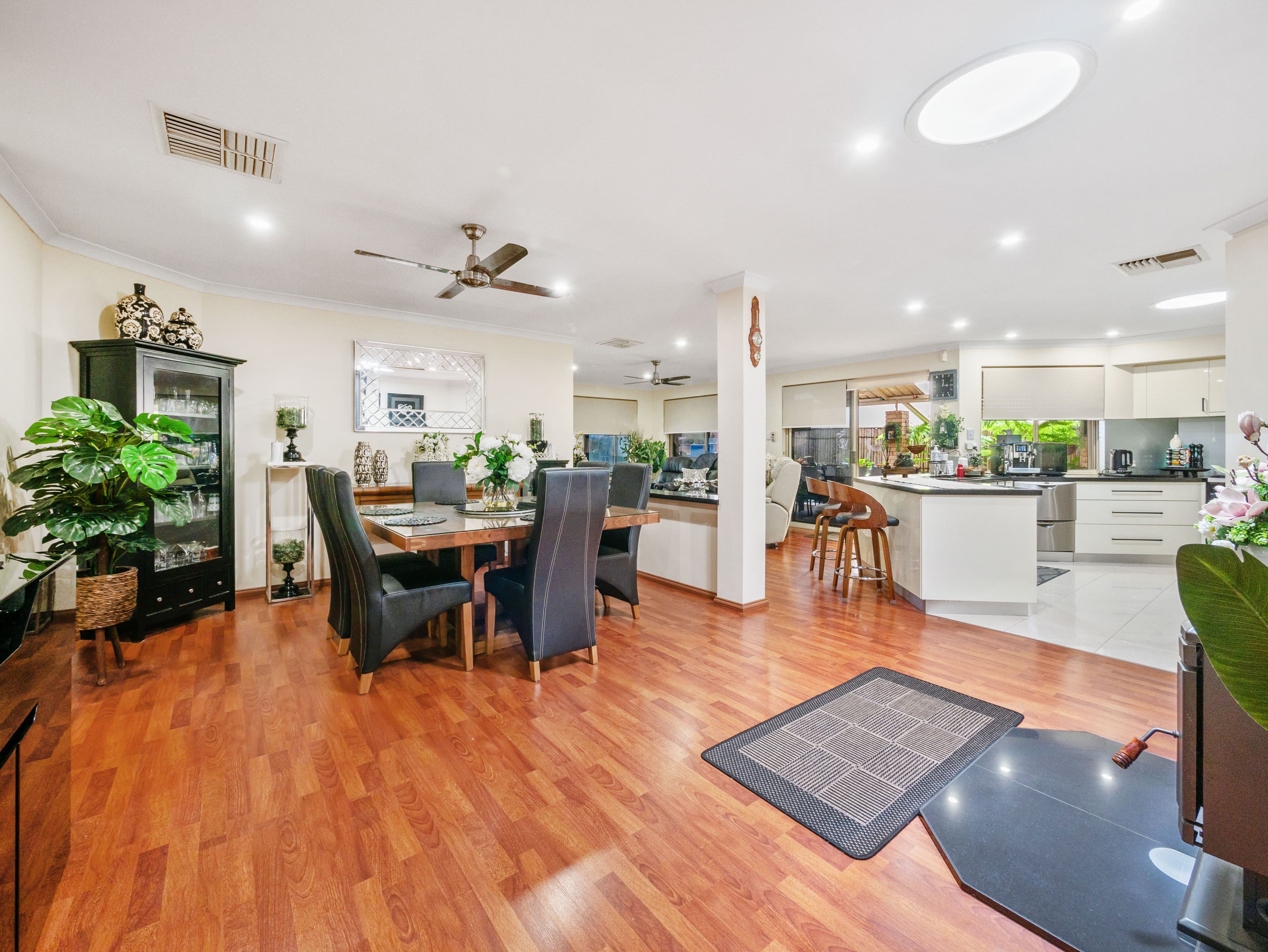 25 Dryandra Way, Thornlie WA 6108, Thornlie - Thumbnail 3