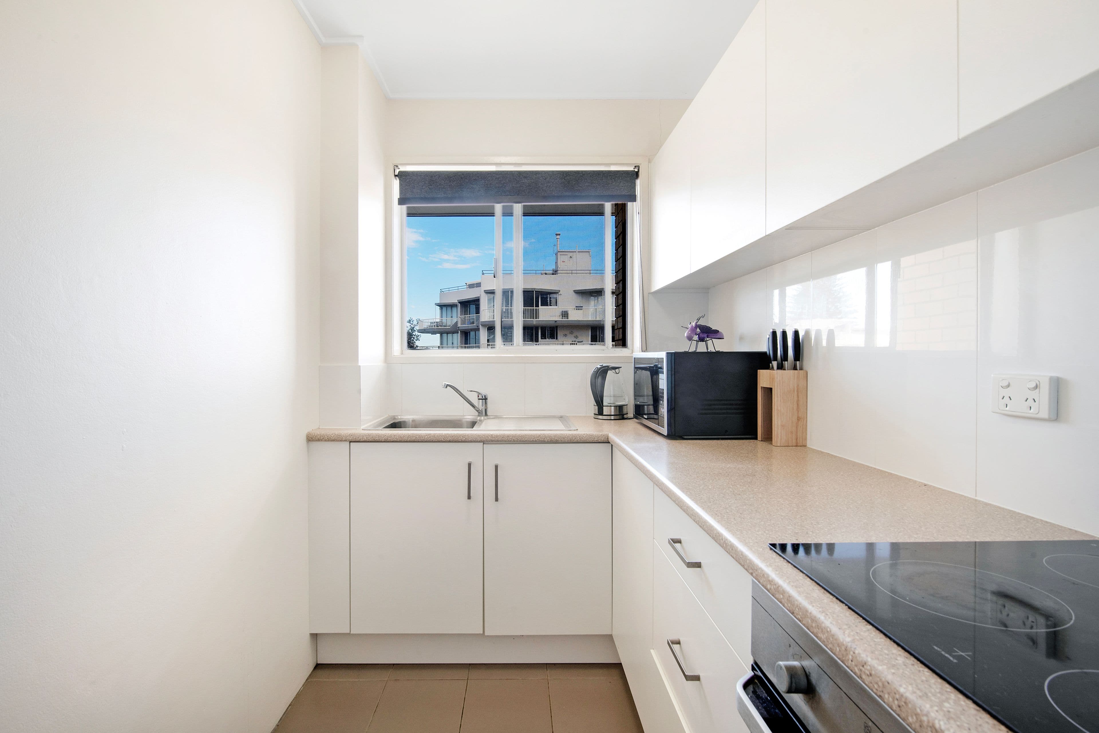168 Hedges Avenue, Mermaid Beach QLD 4218, Mermaid Beach - Thumbnail 7