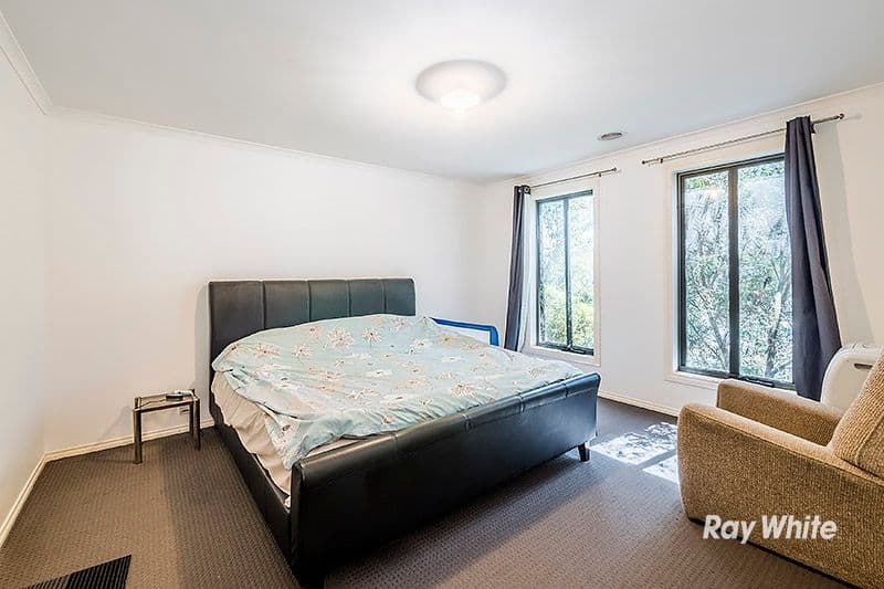 10 Vane Street, Cranbourne East VIC 3977, Cranbourne East - Thumbnail 2