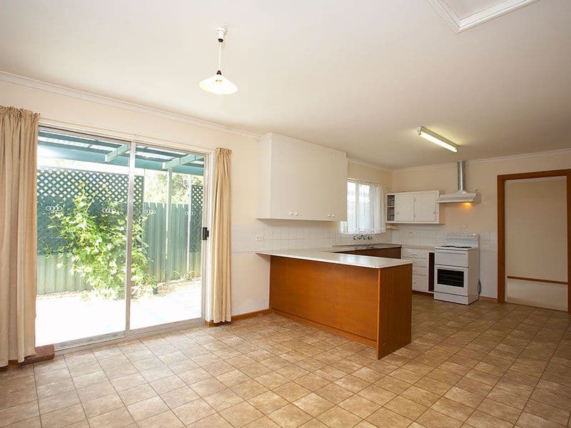 79 North Terrace, PORT ELLIOT SA 5212, Port Elliot - Thumbnail 5