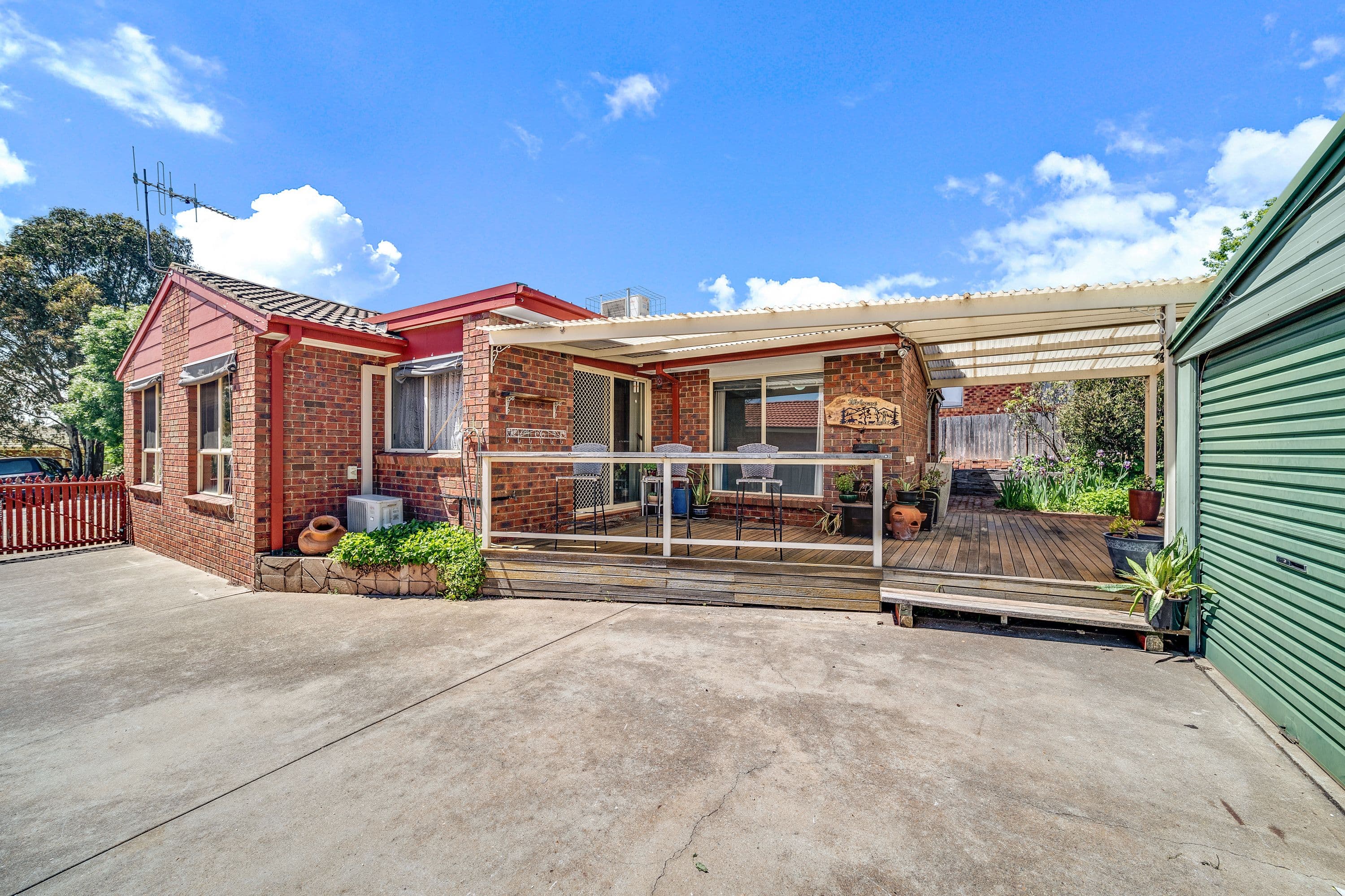 5 Leason Close, Dunlop ACT 2615, Dunlop - Image 1