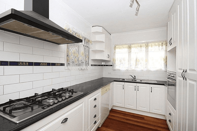 10 Ash Avenue, Woodridge QLD 4114, Woodridge - Thumbnail 5