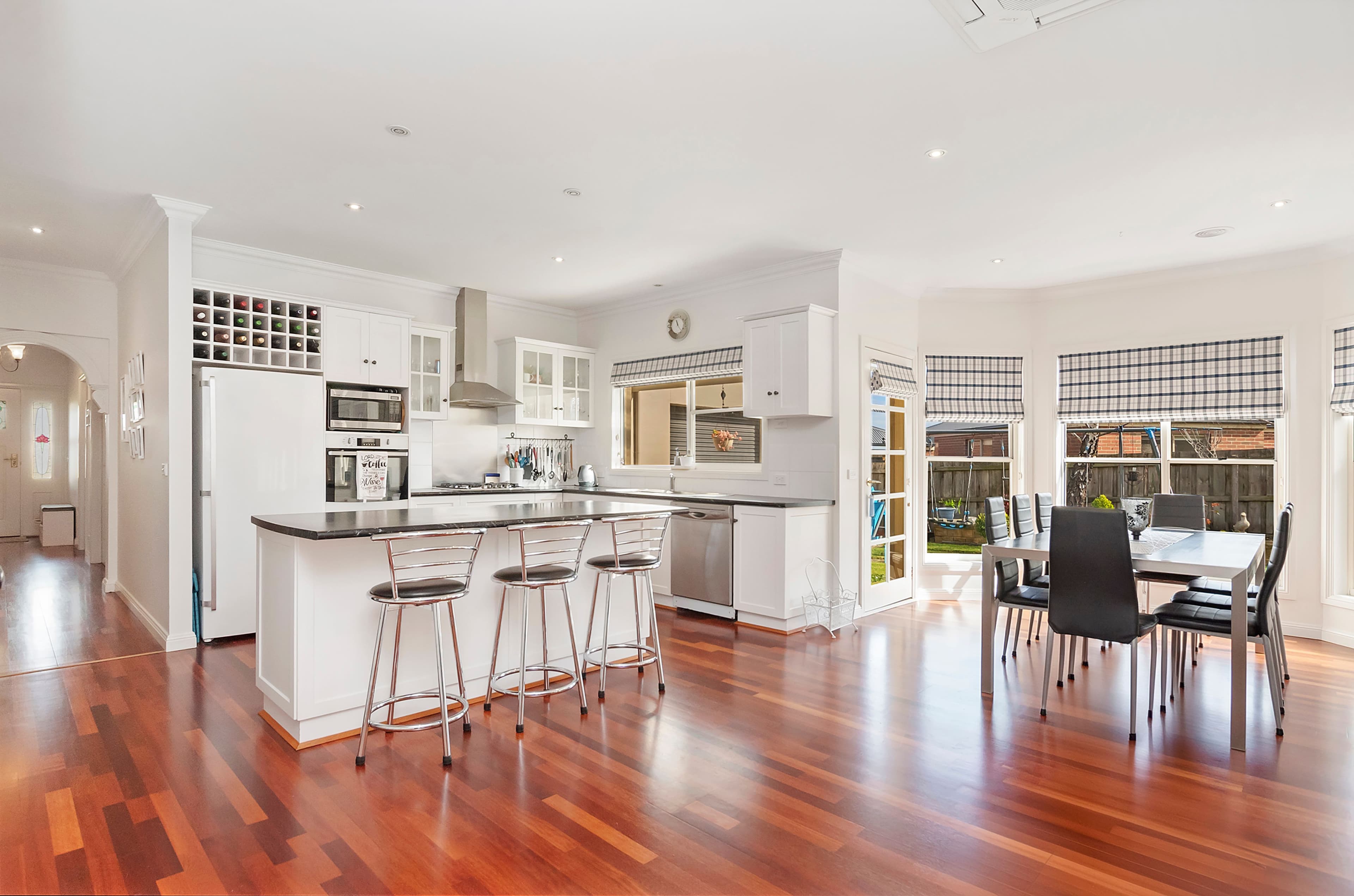 10 Katya Court, Warrnambool VIC 3280, Warrnambool - Thumbnail 2
