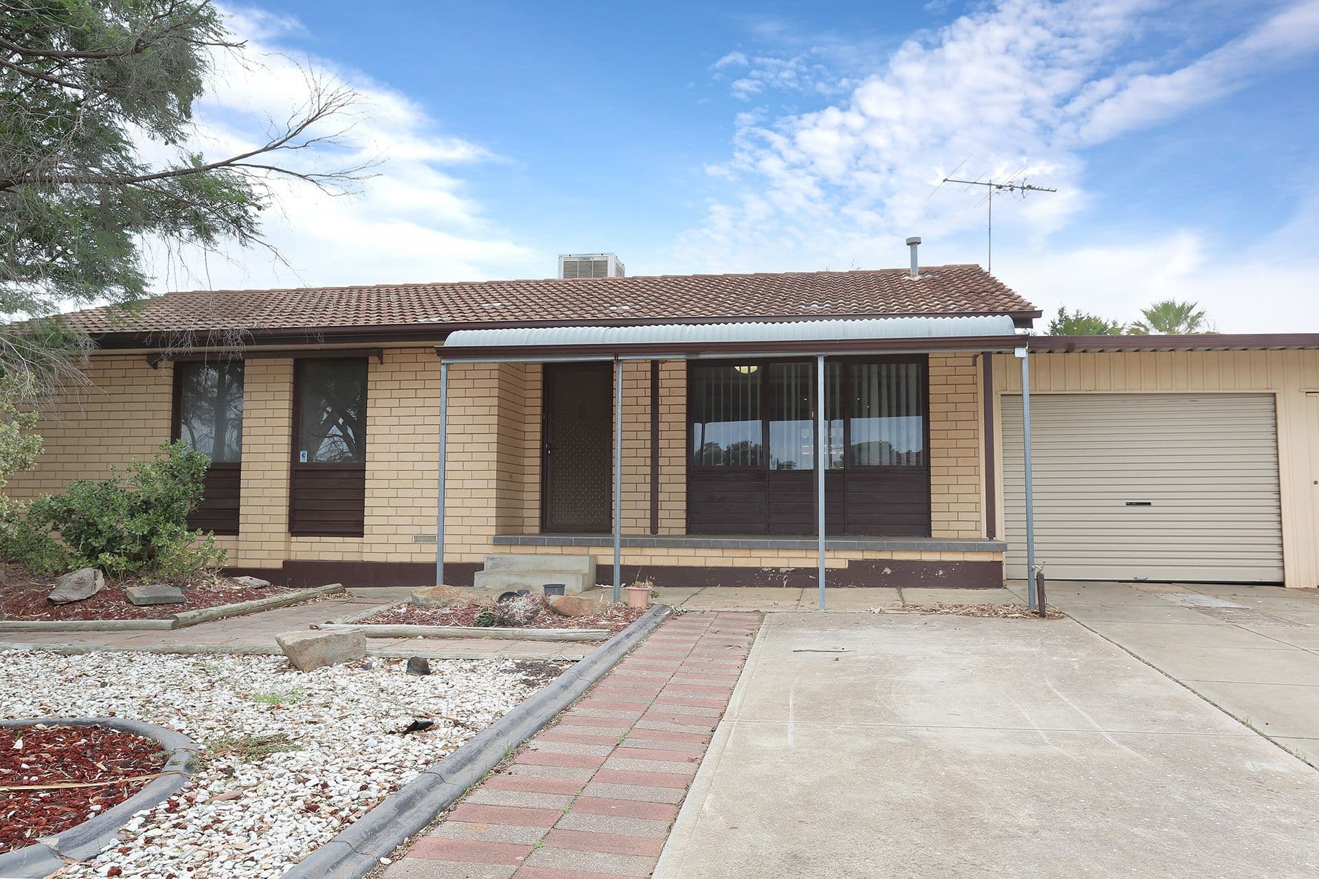 15 Hawker Crescent, Elizabeth East SA 5112, Elizabeth East - Thumbnail 3