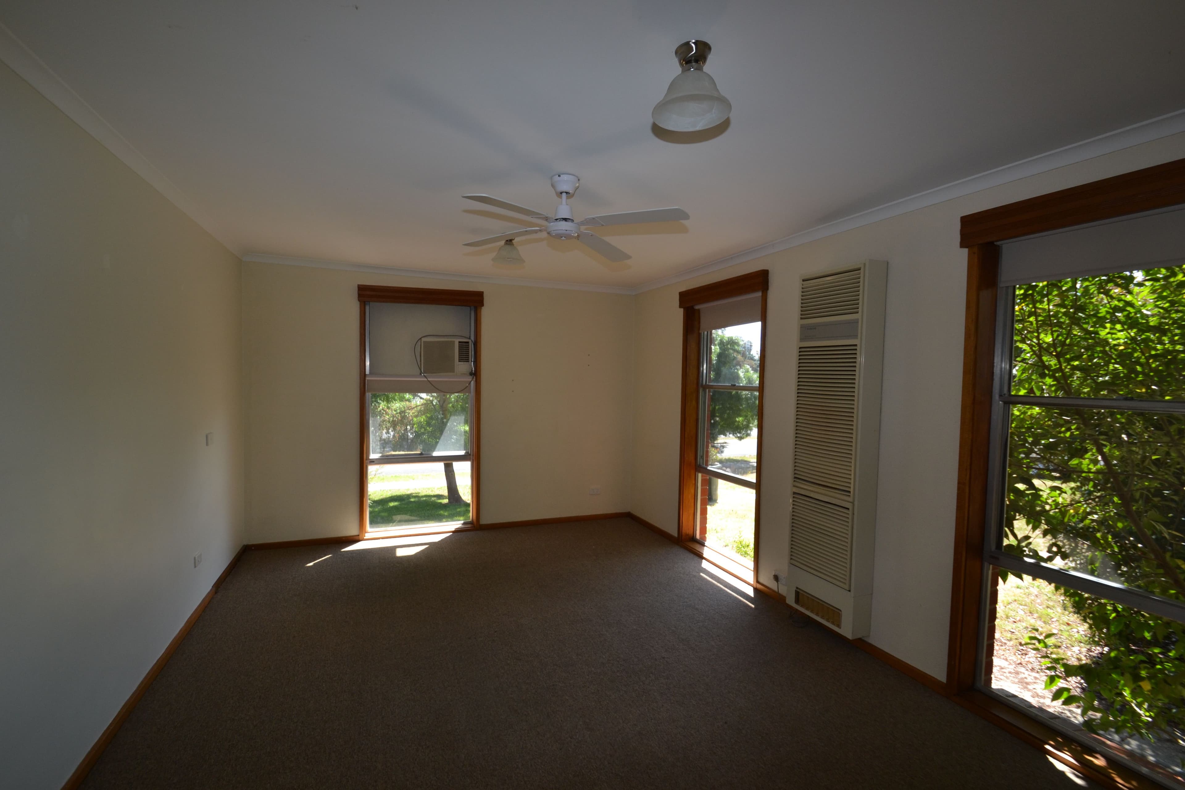 184 Anzac Avenue, Seymour VIC 3660, Seymour - Thumbnail 2