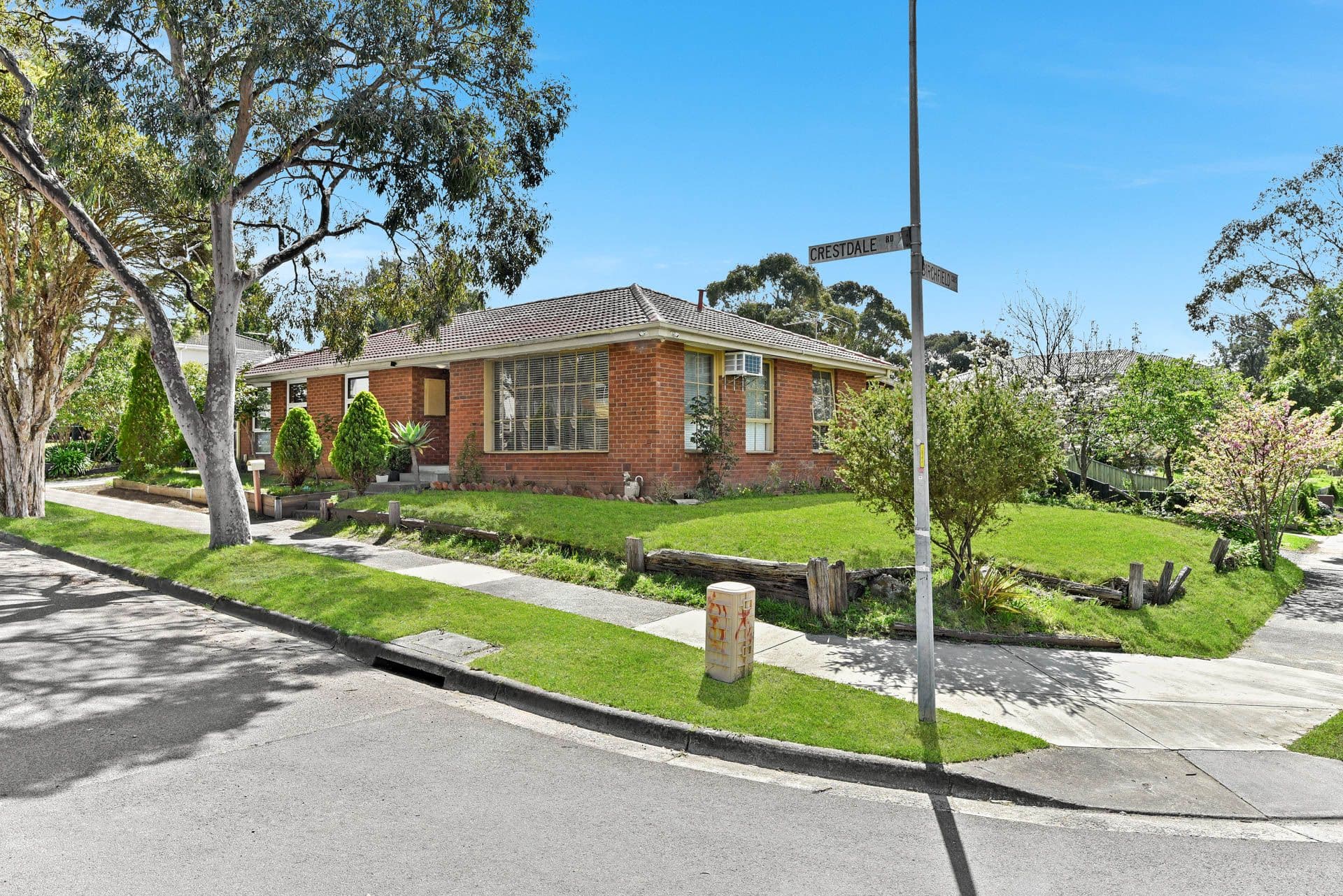 2 Crestdale Road, Wantirna VIC 3152, Wantirna - Thumbnail 2