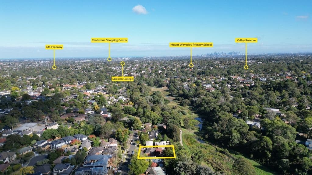 11 Meadow Crescent, Mount Waverley VIC 3149, Mount Waverley - Thumbnail 4