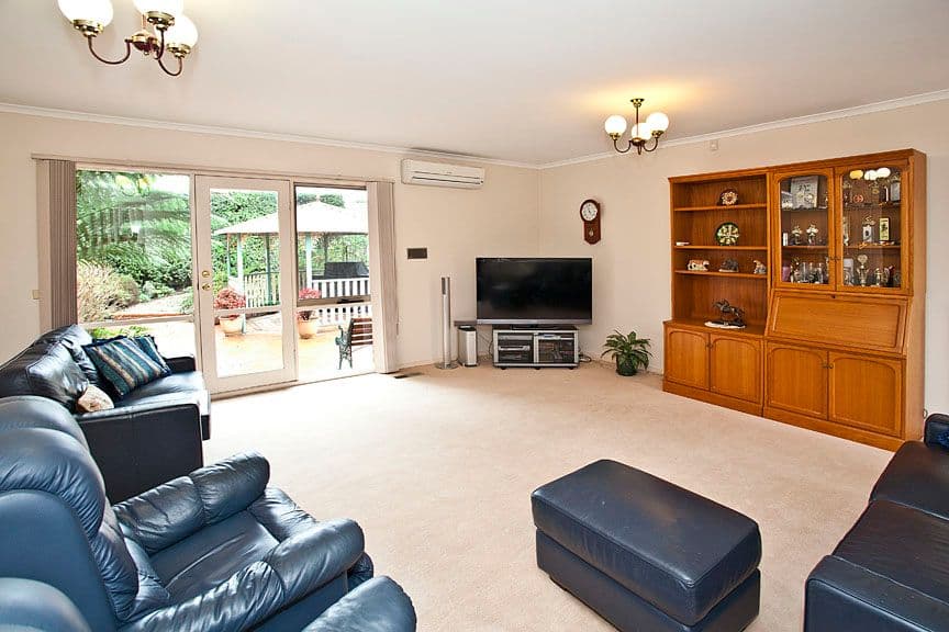 2 Daryl Avenue, GLEN WAVERLEY VIC 3150, Glen Waverley - Thumbnail 4
