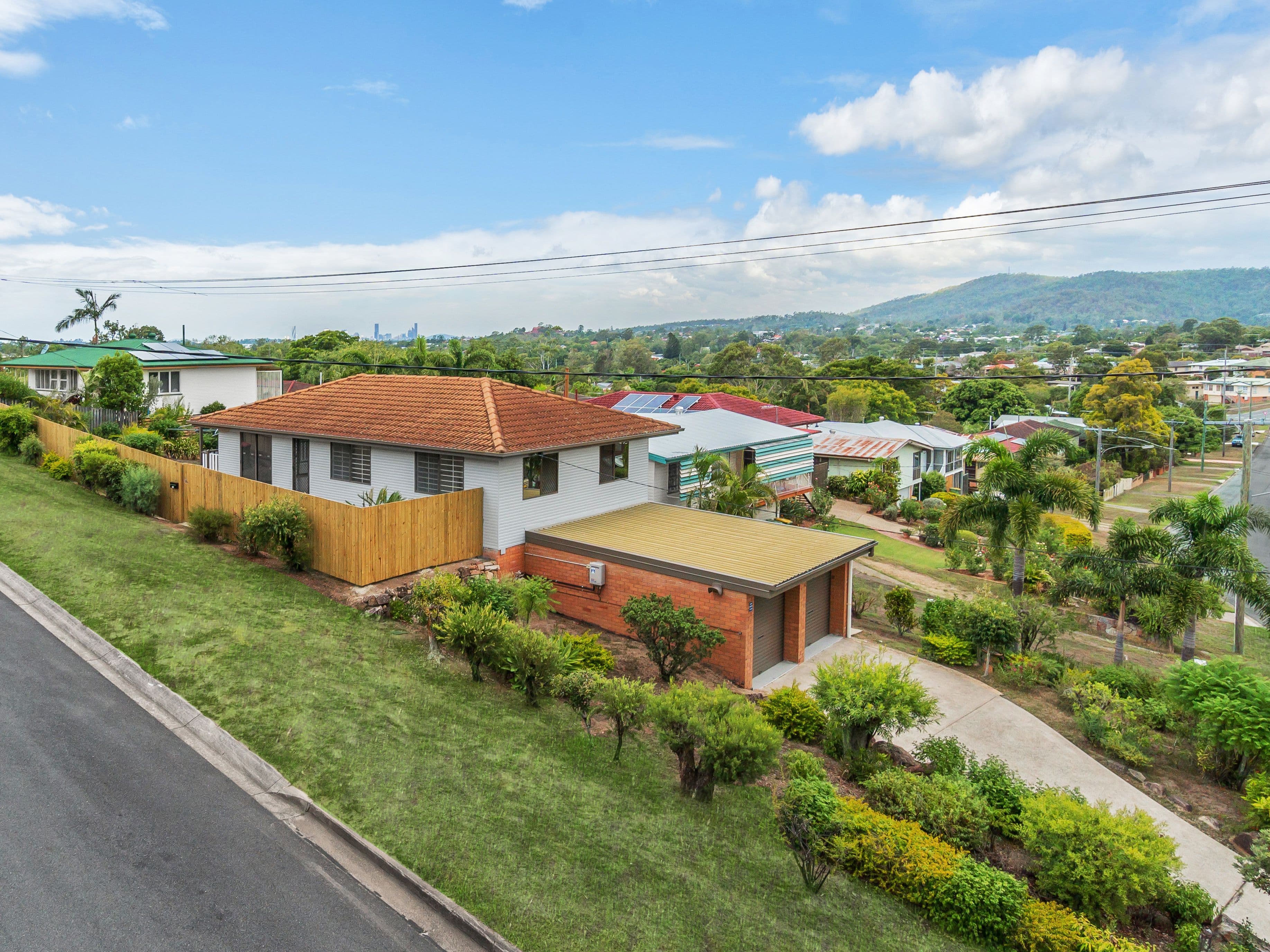73 Minto Crescent, Arana Hills QLD 4054, Arana Hills - Thumbnail 2