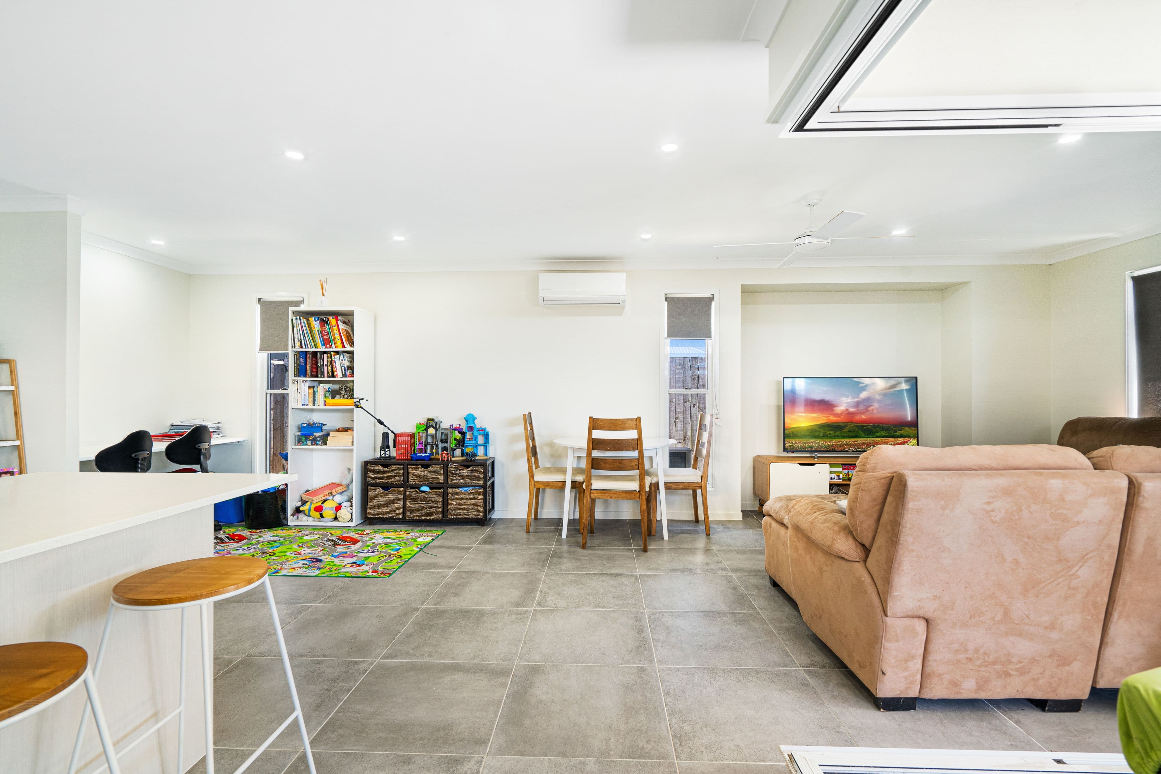 18 Meredith Crescent, Baringa QLD 4551, Baringa - Thumbnail 4