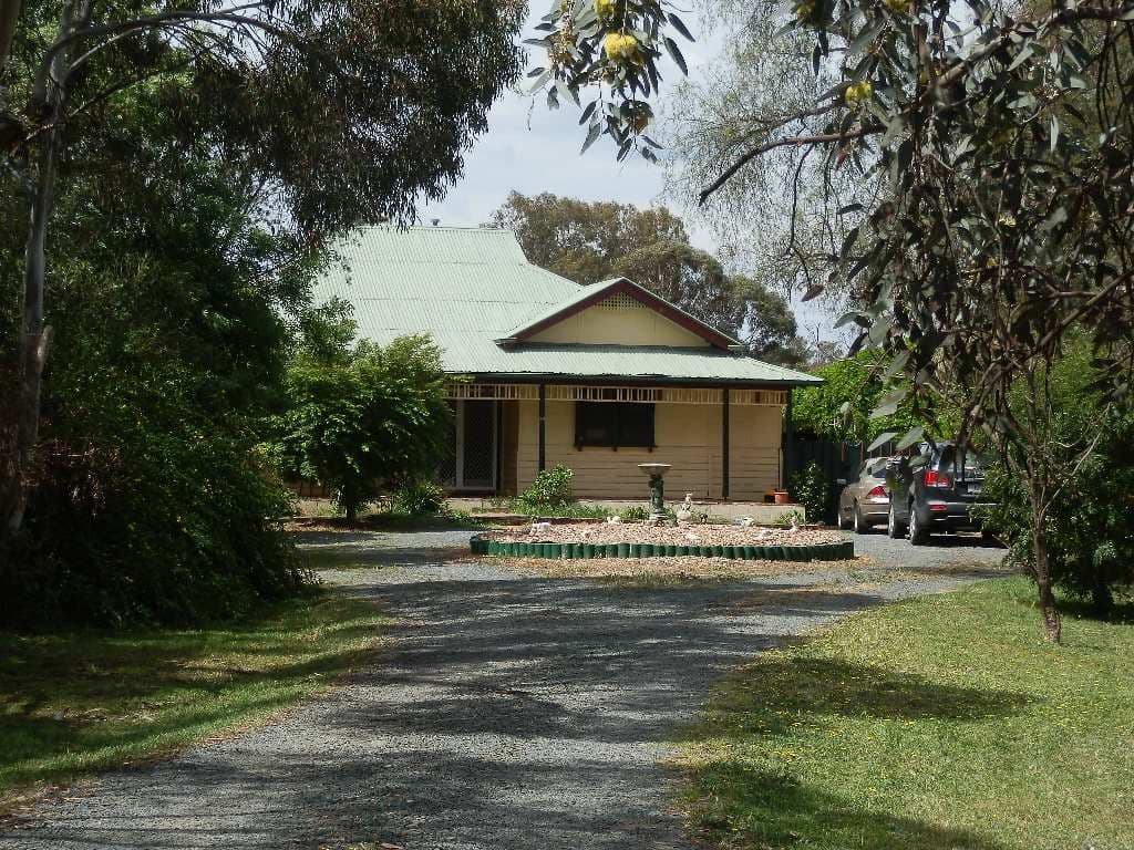 146 Bowen Street, ECHUCA VIC 3564, Echuca - Thumbnail 2