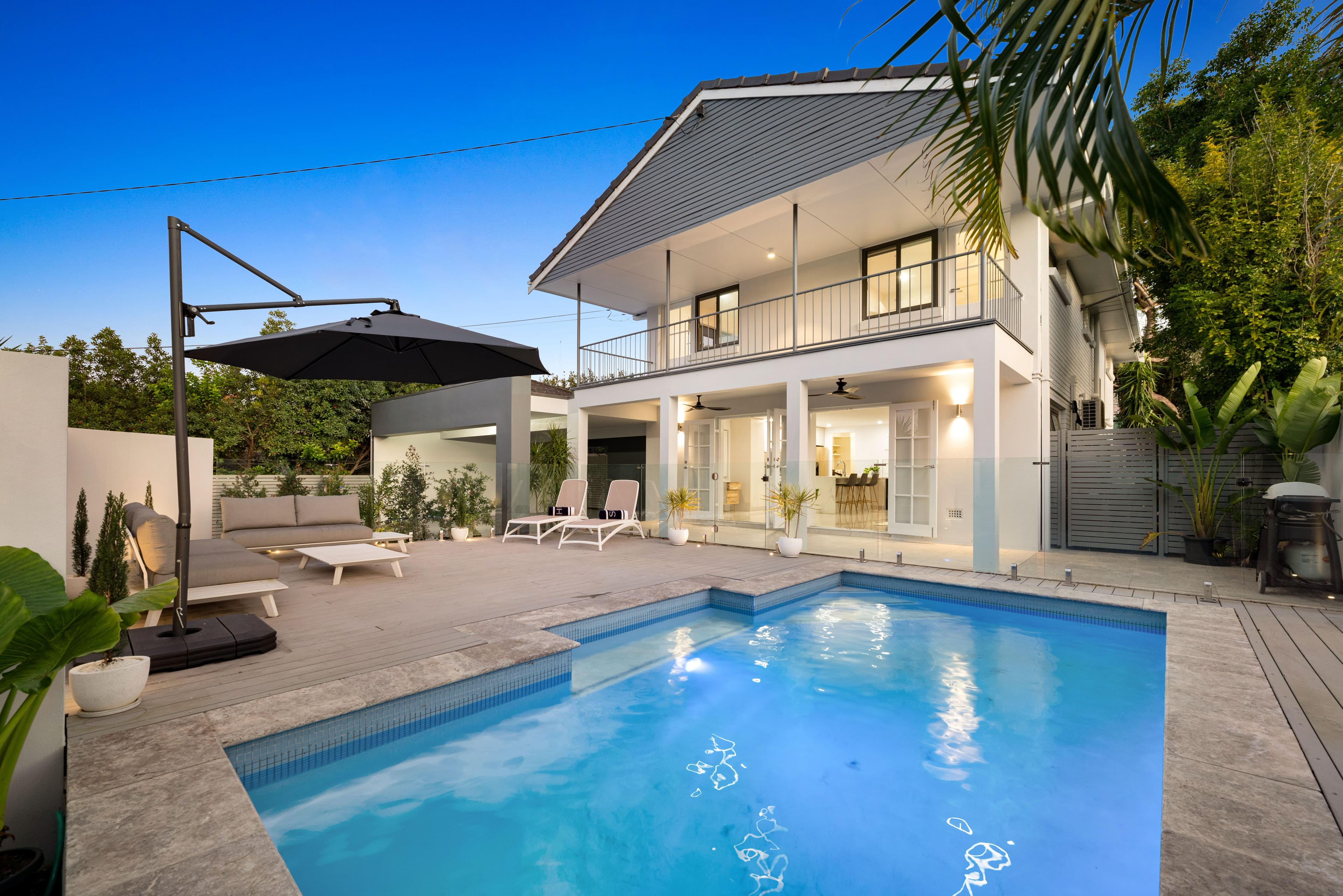 6 Devonhill Street, The Gap QLD 4061, The Gap - Thumbnail 2