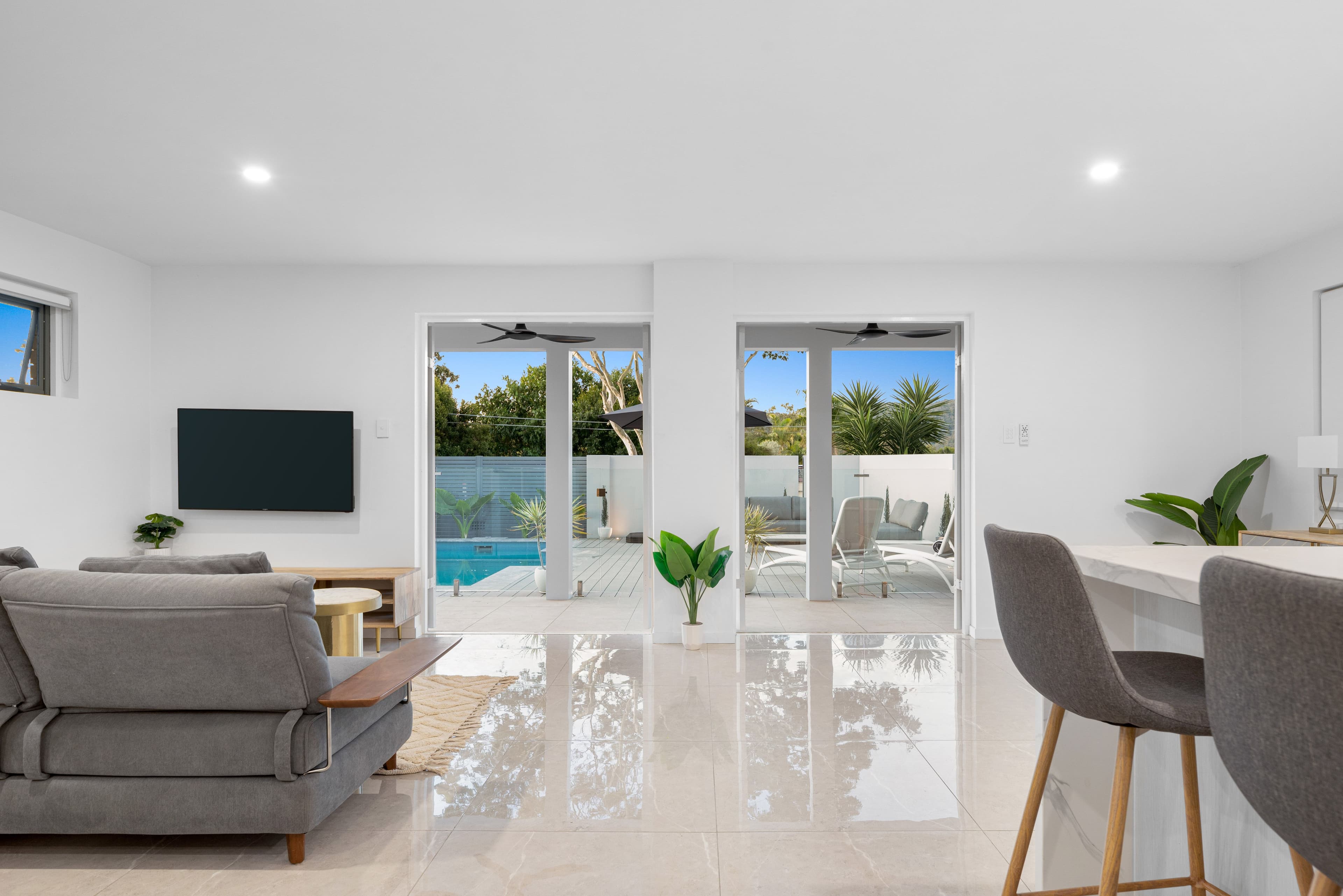 6 Devonhill Street, The Gap QLD 4061, The Gap - Thumbnail 3
