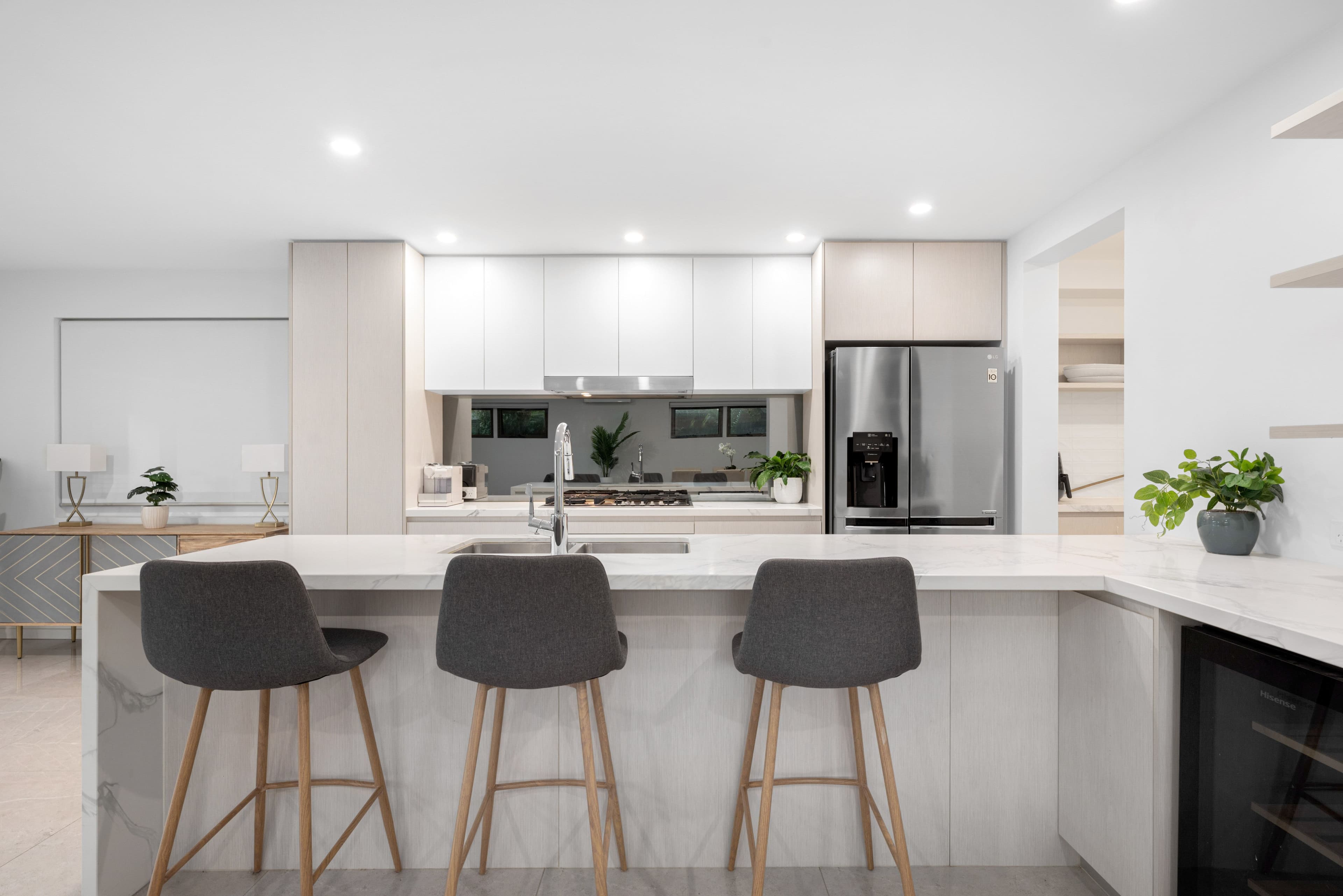 6 Devonhill Street, The Gap QLD 4061, The Gap - Thumbnail 4