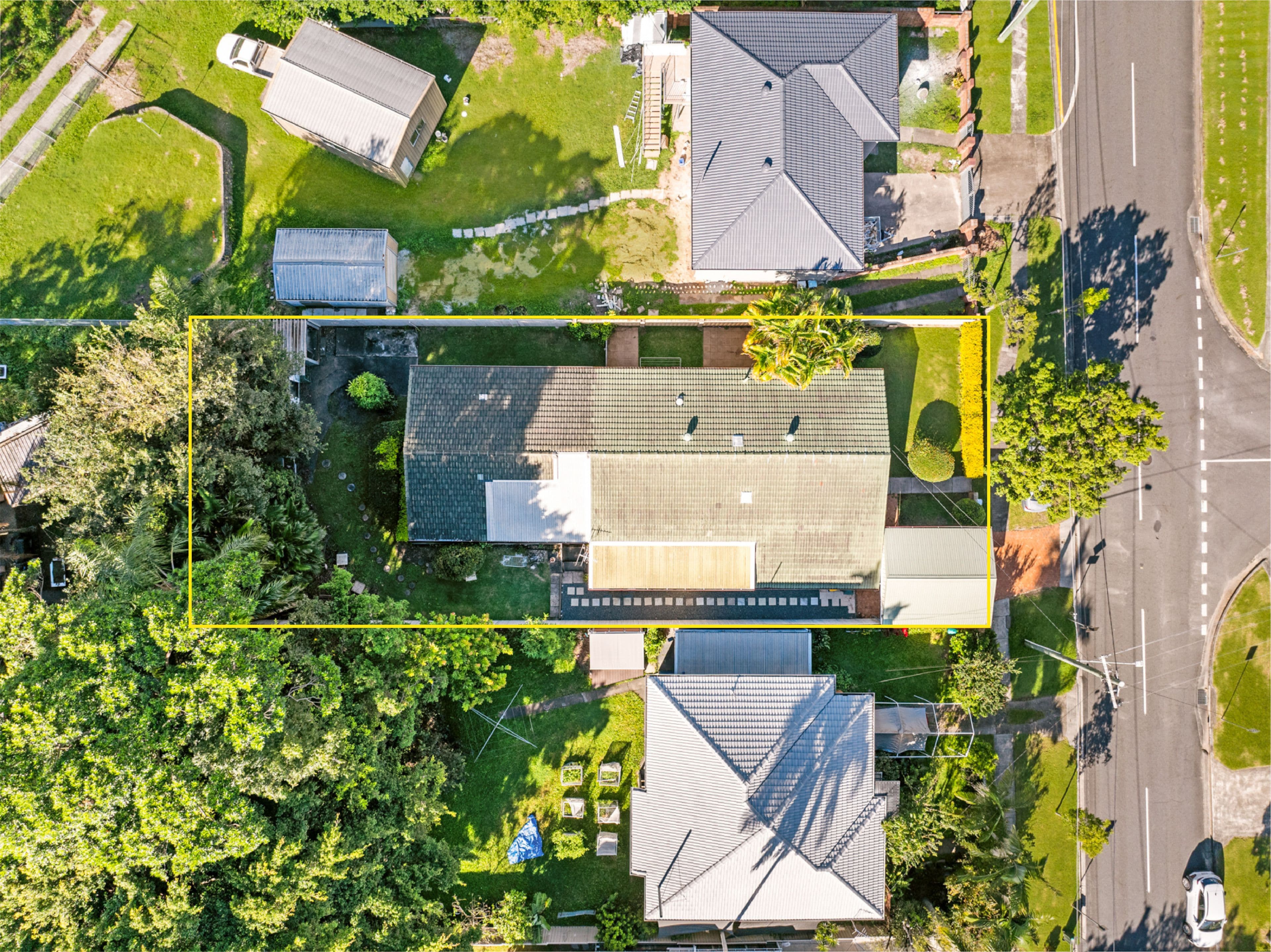 83 Wilgarning Street, Stafford Heights QLD 4053, Stafford Heights - Thumbnail 2