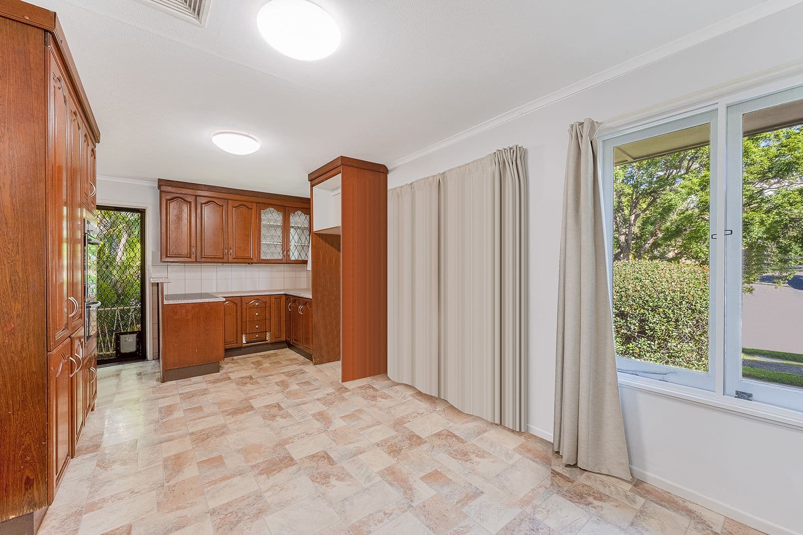 83 Wilgarning Street, Stafford Heights QLD 4053, Stafford Heights - Thumbnail 3