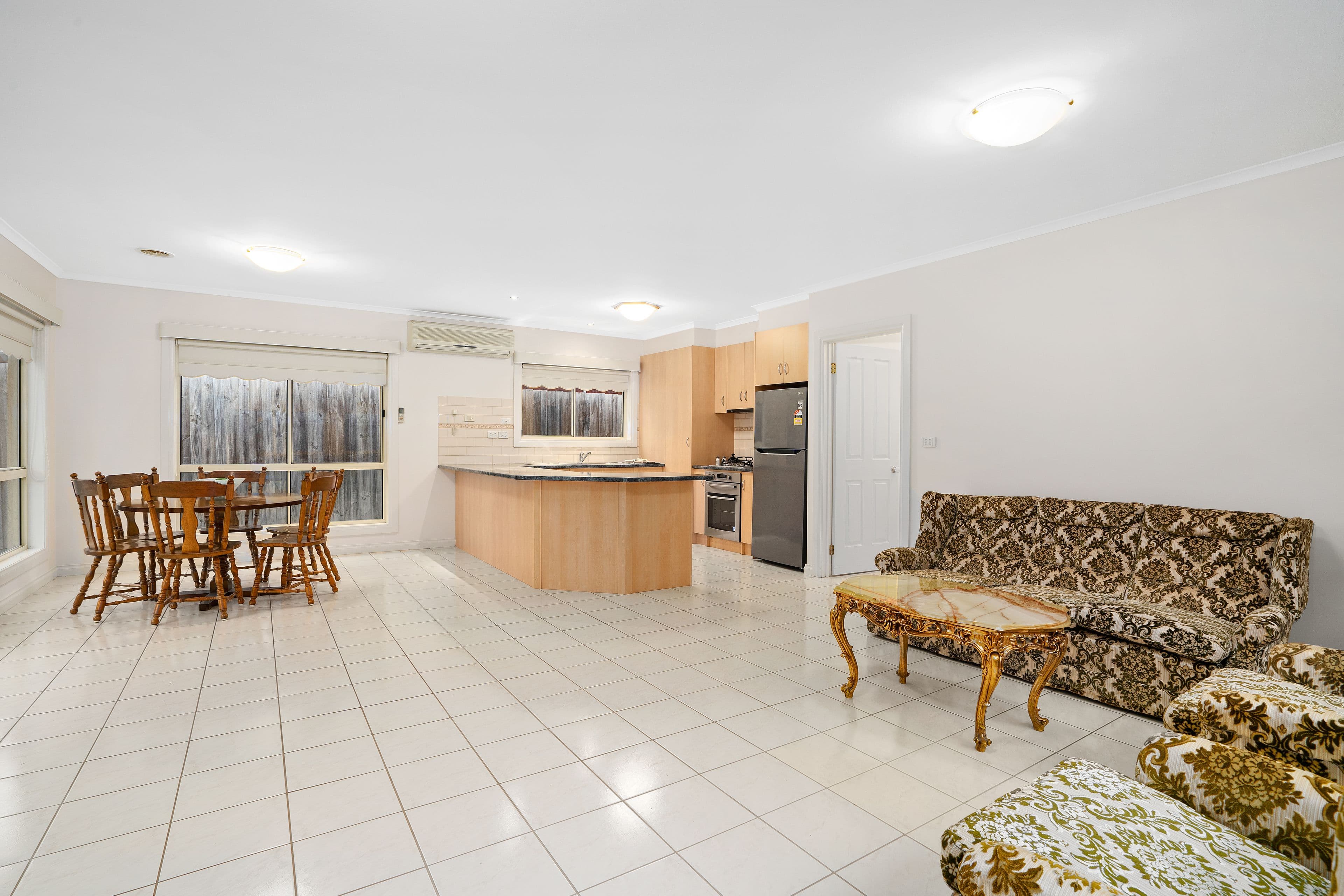 37 Samuel Court, Bundoora VIC 3083, Bundoora - Thumbnail 2