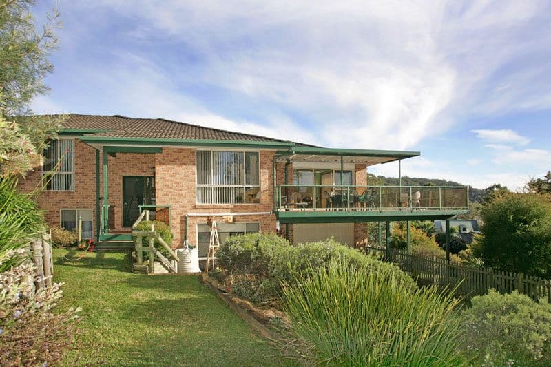 15 Robert Holl Drive, OURIMBAH NSW 2258, Ourimbah - Image 1