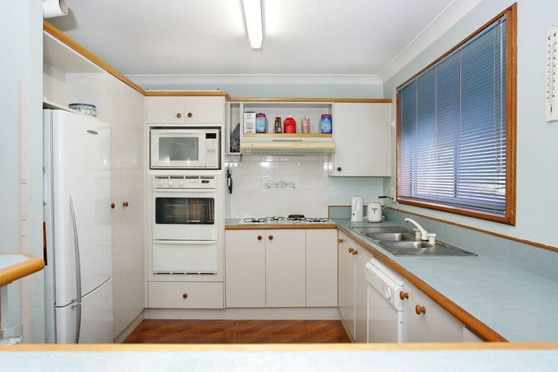 15 Robert Holl Drive, OURIMBAH NSW 2258, Ourimbah - Thumbnail 6