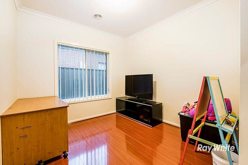 8 Hackney Circuit, Clyde North VIC 3978, Clyde North - Thumbnail 7
