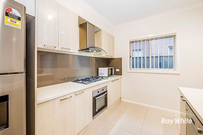8 Hackney Circuit, Clyde North VIC 3978, Clyde North - Thumbnail 8