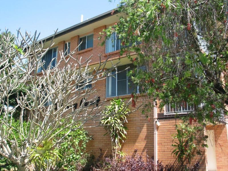 6 'Hillary Court' 146 Surf Parade, BROADBEACH QLD 4218, Broadbeach - Thumbnail 2