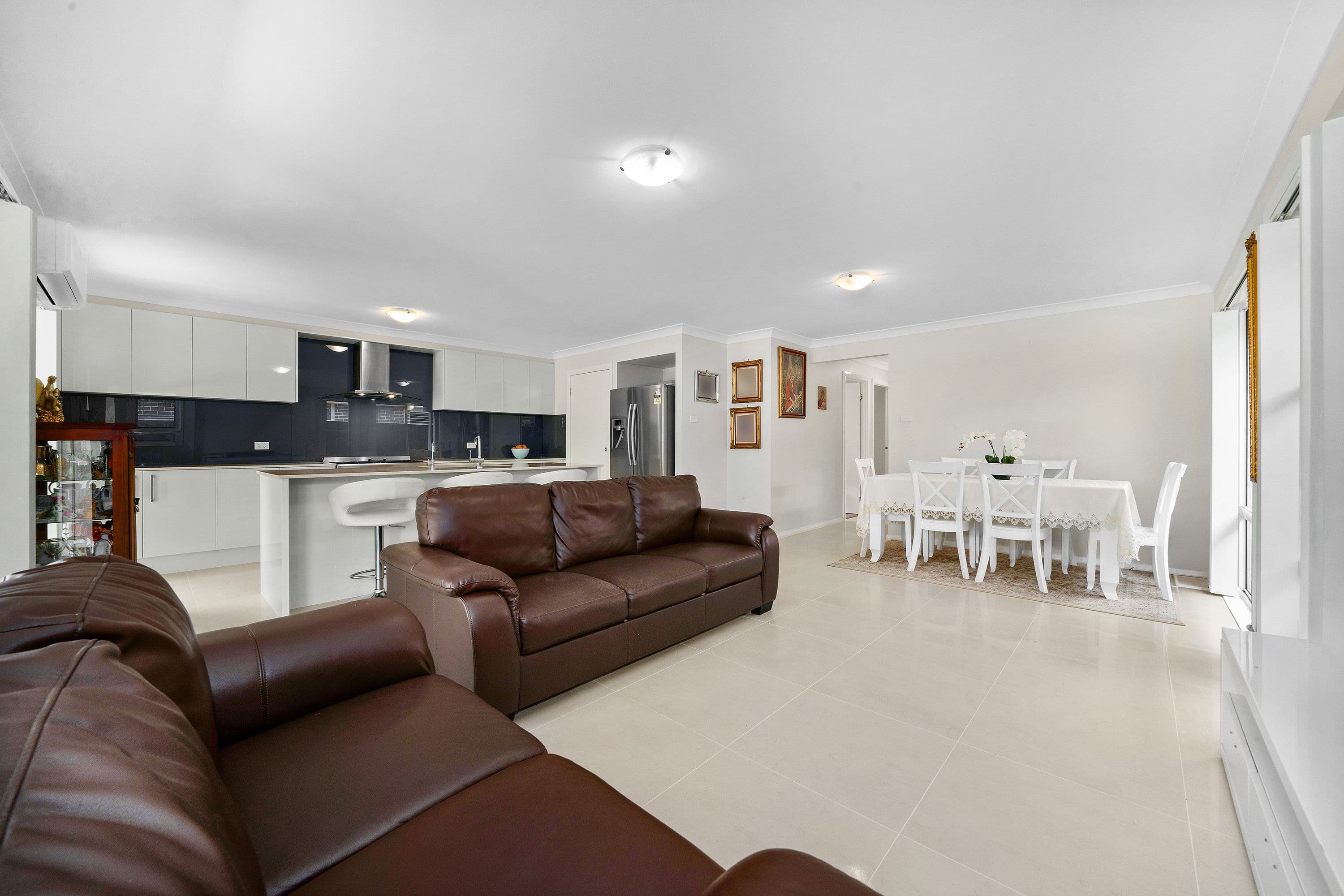 11 Oriri Avenue, Glenmore Park NSW 2745, Glenmore Park - Thumbnail 4