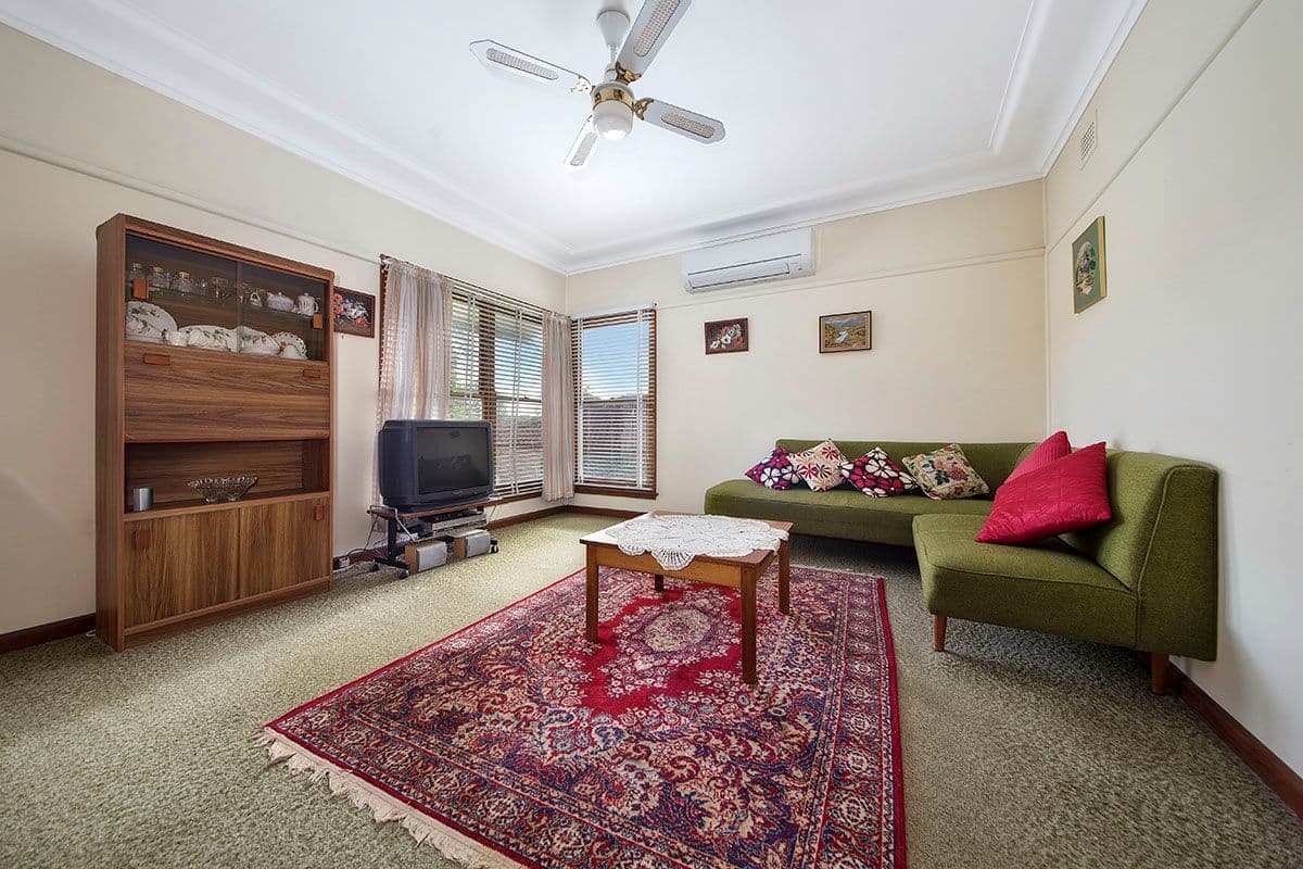 10 Wolstenholme Avenue, Gymea NSW 2227, Gymea - Thumbnail 3