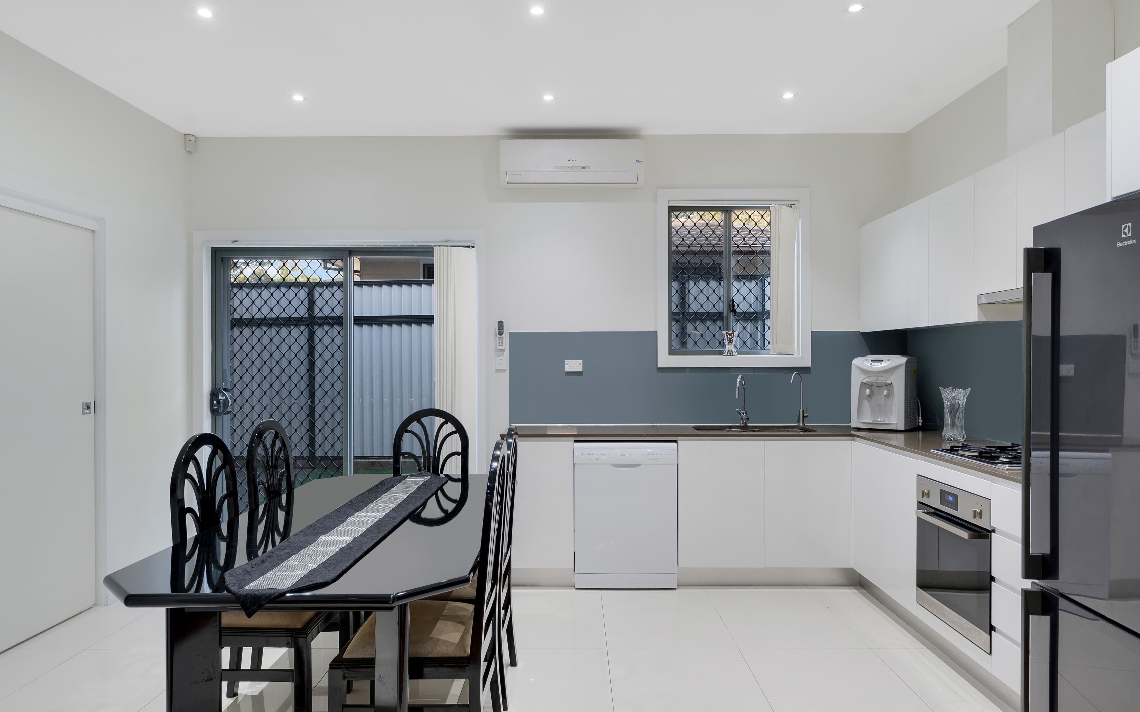 1 Harold Street, Macquarie Fields NSW 2564, Macquarie Fields - Thumbnail 4