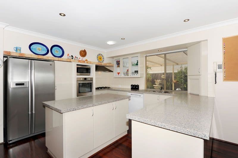 7 Fairway Place, COOLOONGUP WA 6168, Cooloongup - Thumbnail 4