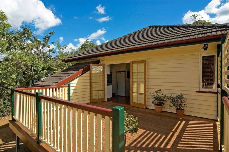 12  Hodge Street, CORINDA QLD 4075, Corinda - Thumbnail 2