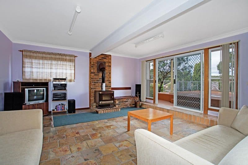 5 Nambur Street, Runaway Bay, QLD, 4216, Runaway Bay - Thumbnail 3