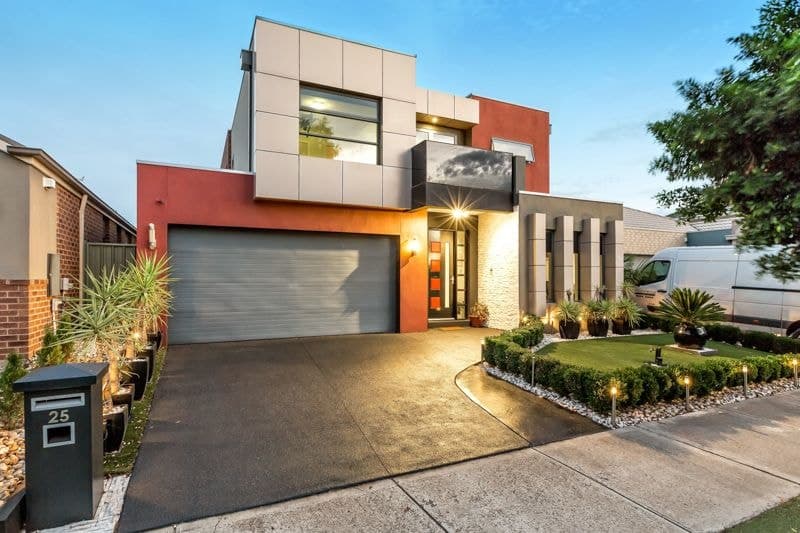25 Gardenia Way, Caroline Springs - Thumbnail 3