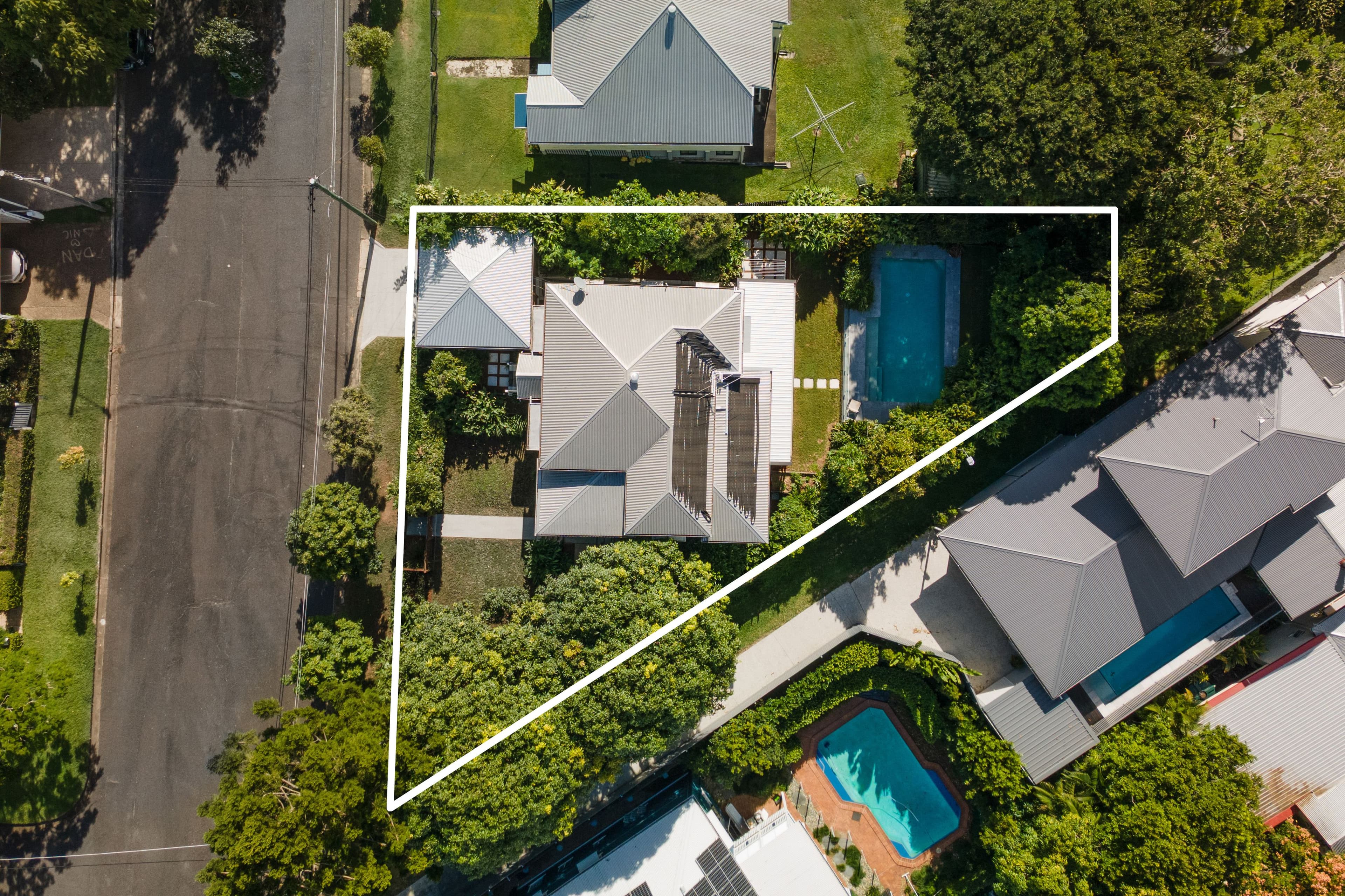 74 Sixth Avenue, Bardon QLD 4065, Bardon - Thumbnail 4