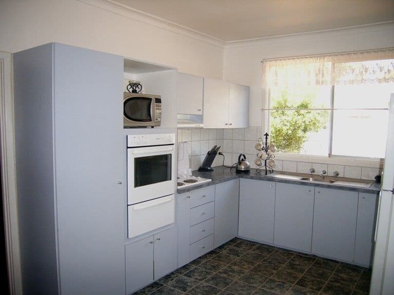 18 Alice Crescent, Morphett Vale, SA, 5162, Morphett Vale - Thumbnail 2