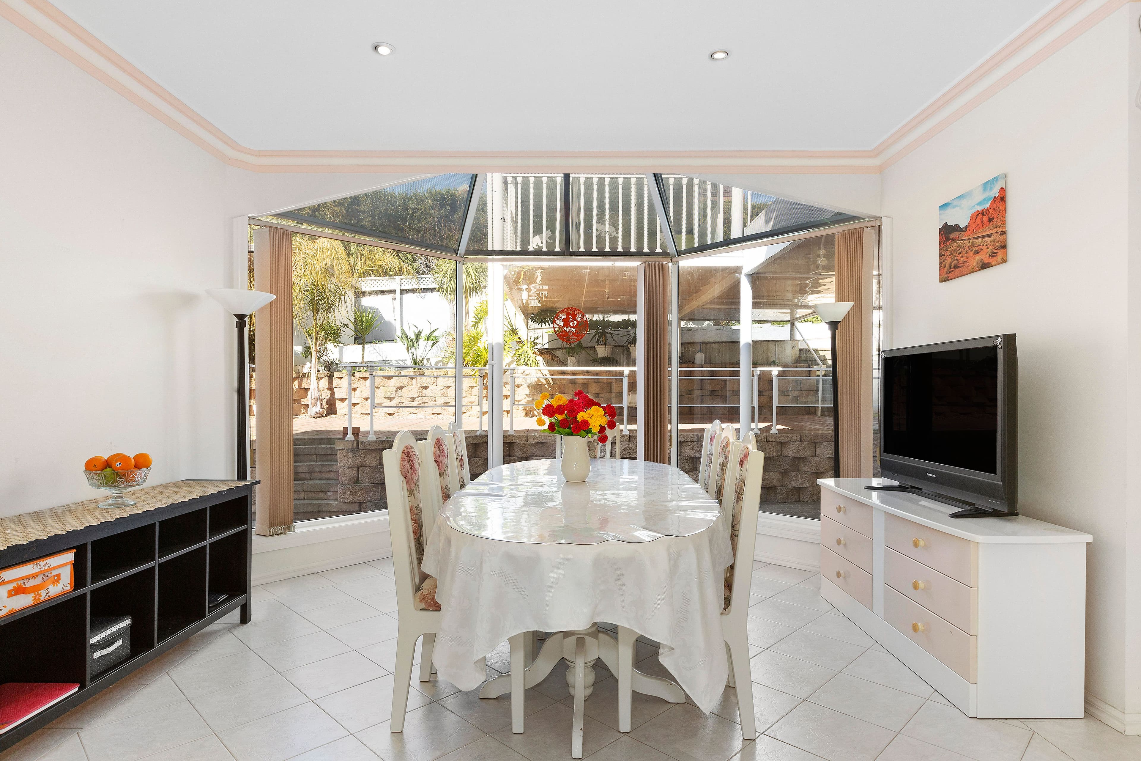 4 Blackbird Rise, Avondale Heights VIC 3034, Avondale Heights - Thumbnail 2