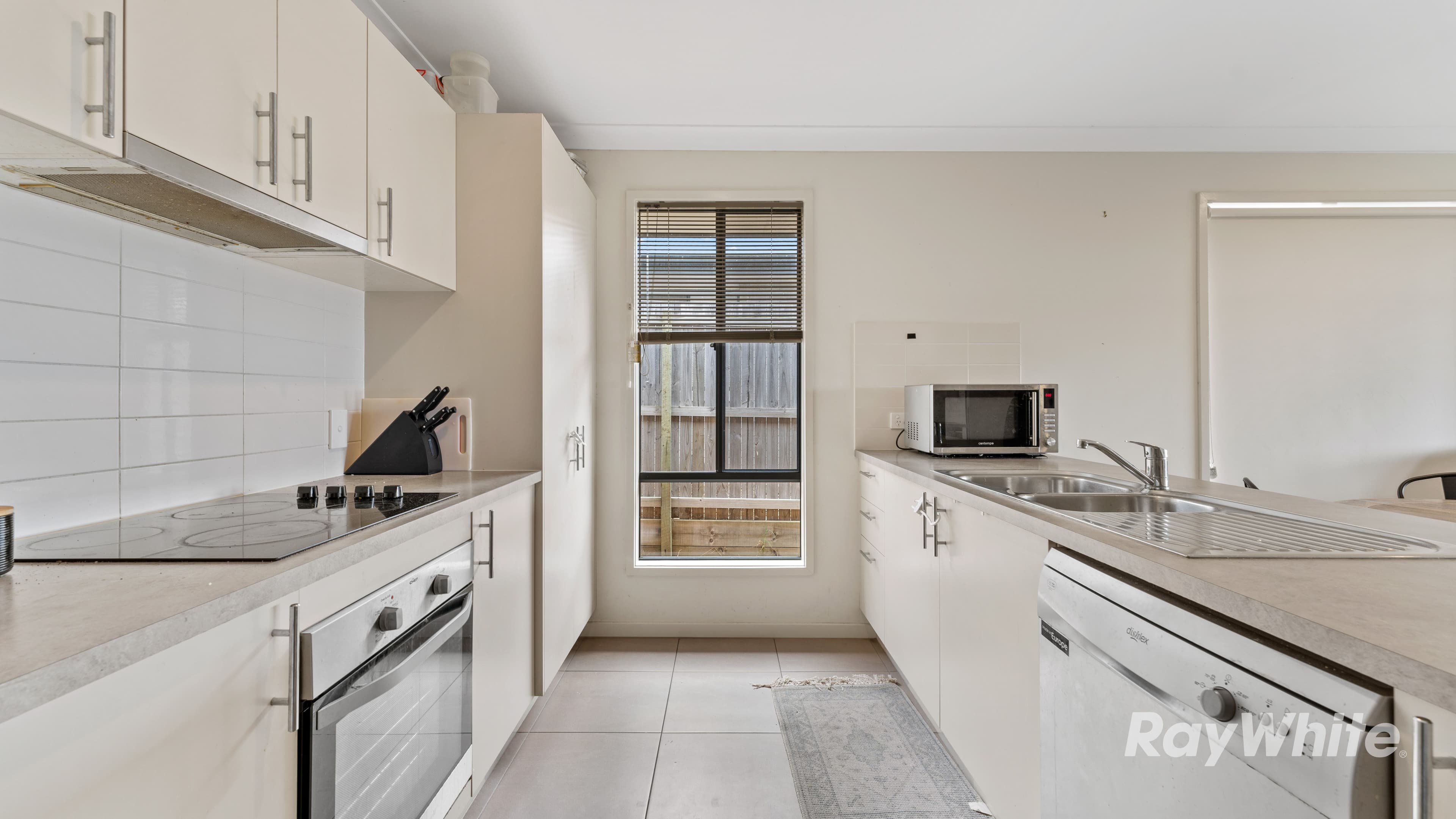 93 East Beaumont Road, Park Ridge QLD 4125, Park Ridge - Thumbnail 3