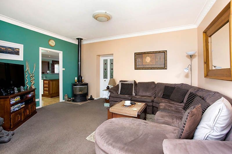32 Leawarra Avenue, Warilla - Thumbnail 2