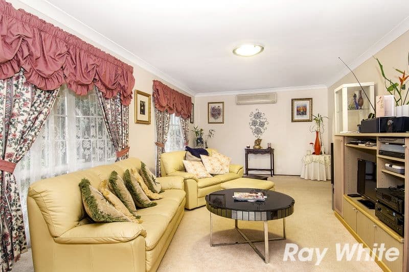 8 Caber Close, DURAL NSW 2158, Dural - Thumbnail 2